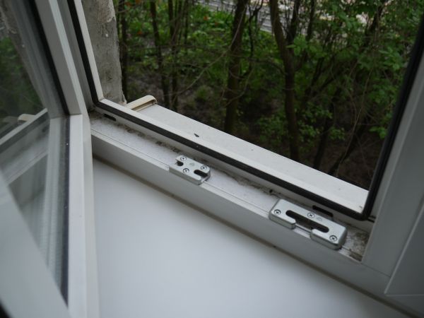 Crank Window Repair in Zionsville